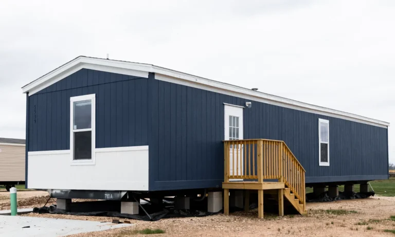 Single Wide vs. Double Wide Manufactured Homes: Which is Better For Your Family?